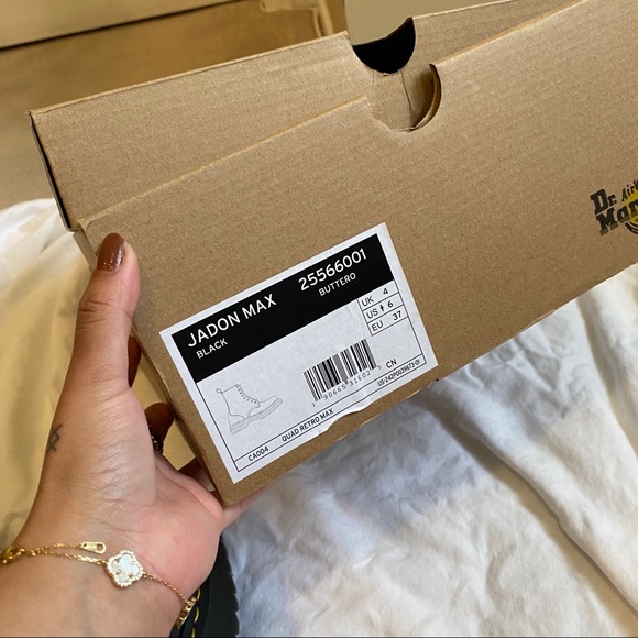 Dr. Martens JADON MAX Boots - Picture 11 of 16